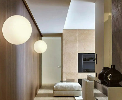 Skorter | GlaciaLuxe – Minimalist Wall Lamp with Glass Stone Design