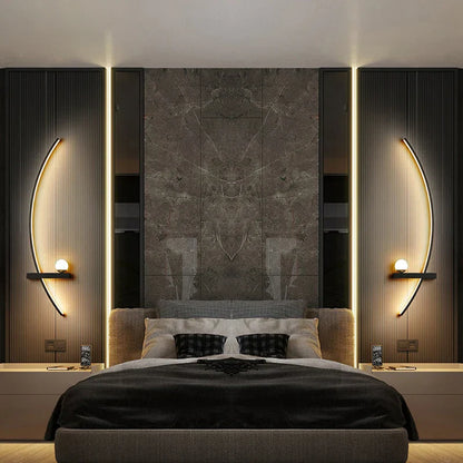 Skorter | Contemporary Edge Wall Lamp – Black & Gold Indoor/Outdoor Lighting for Modern Spaces