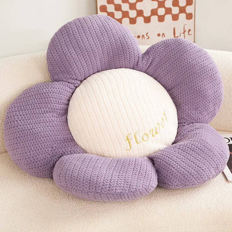 Skorter | Daisy Cushion