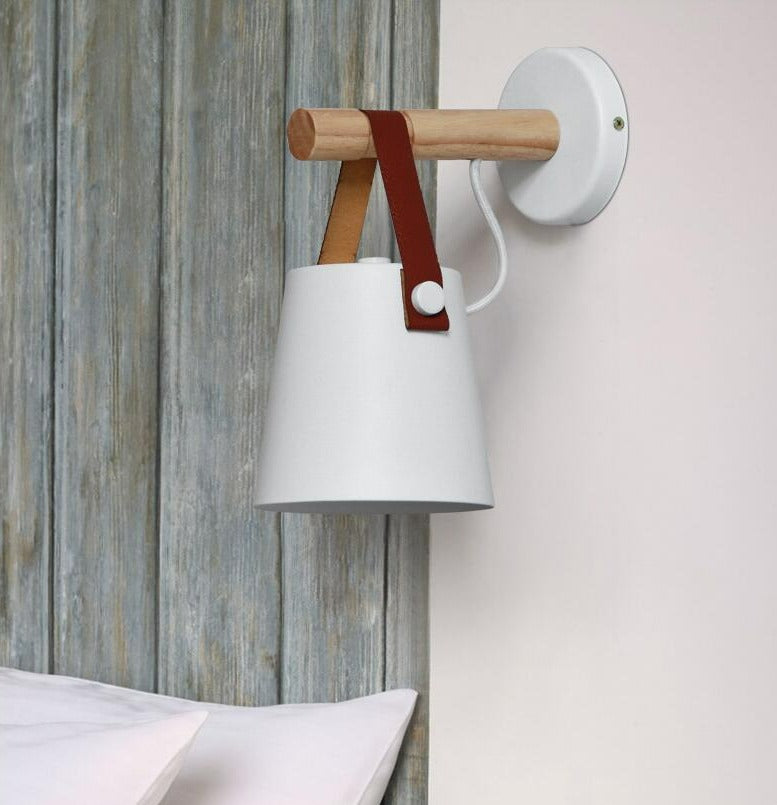 Skorter | Wood Nordic Hanging Wall Lamp