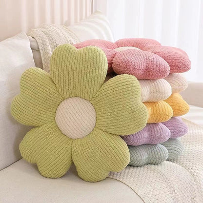 Skorter | Fluffy Clover Flowers Pillow