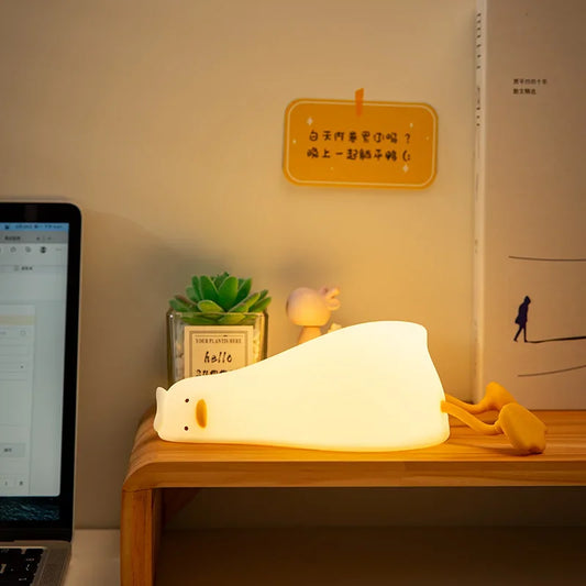Skorter | And Barn Room Night Lamp - USB Charging Touch Lamp
