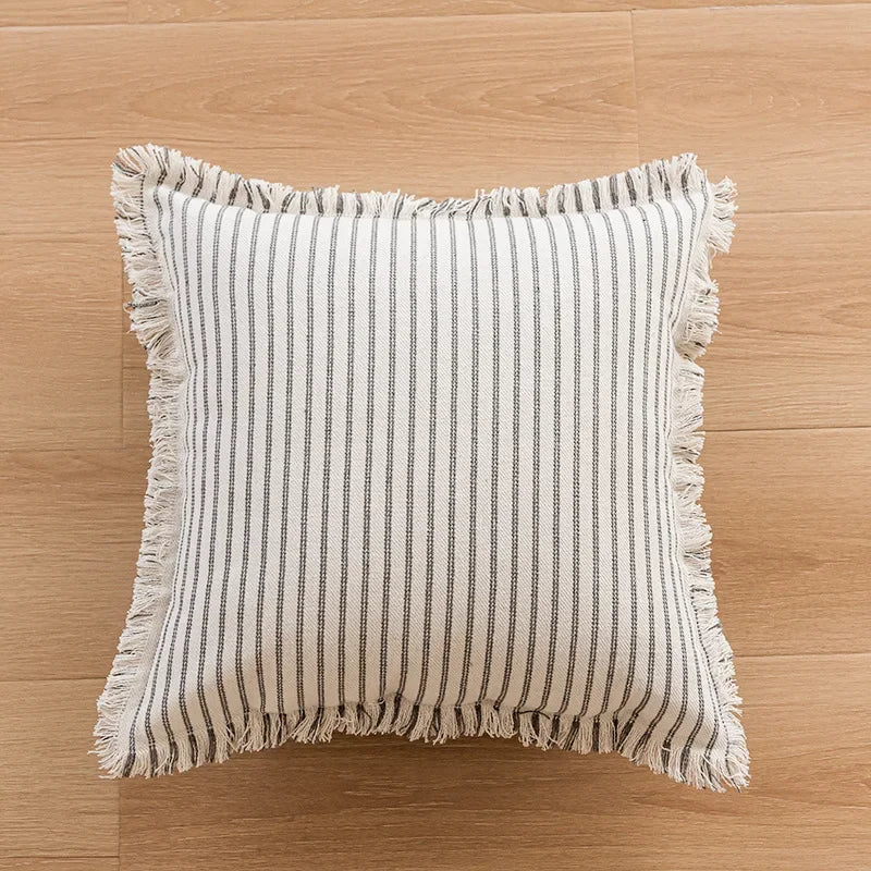 Skorter | Elegant Pillowcase with Jacquard Pattern and Fringes - Cotton-Linen Blend