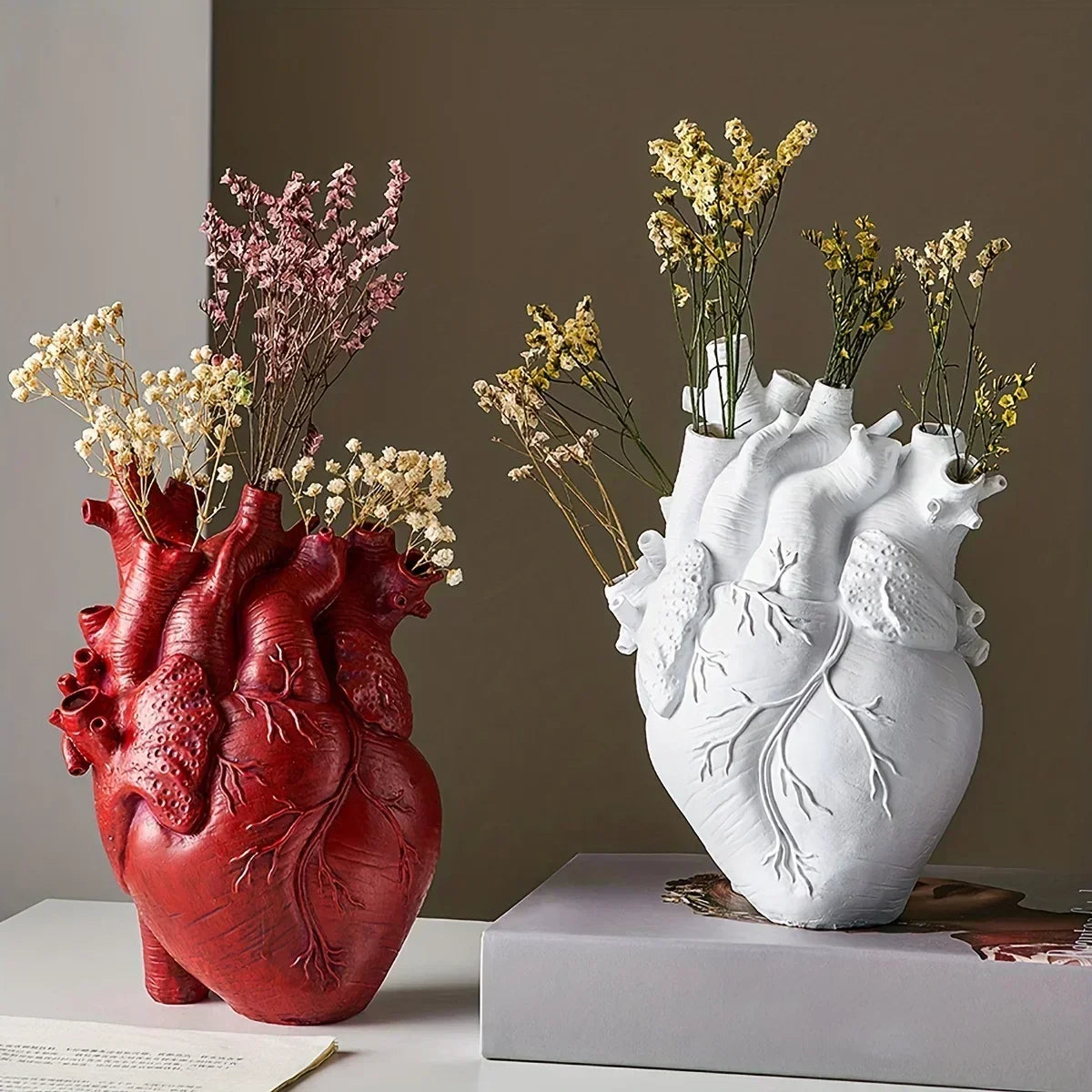 Skorter | Elvase - Heart-shaped ceramic vase