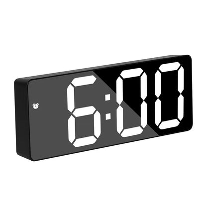 Skorter | Curved Screen Digital Alarm Clock