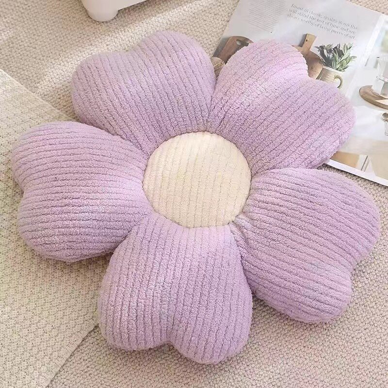 Skorter | Fluffy Clover Flowers Pillow