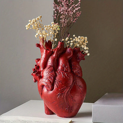Skorter | Elvase - Heart-shaped ceramic vase
