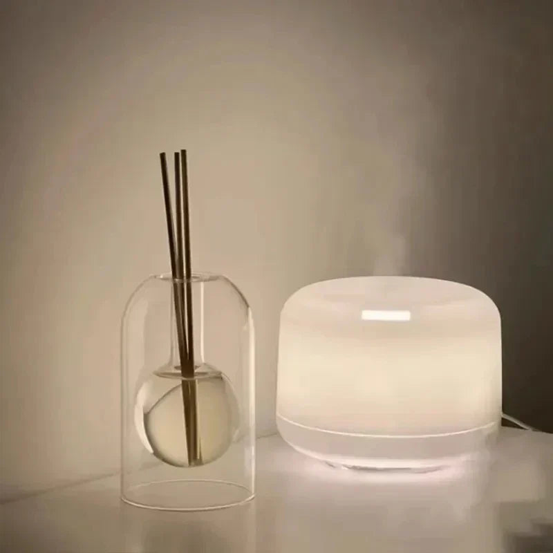Skorter | AromaLuxe – Elegant scent diffuser with minimalist design for a calming atmosphere