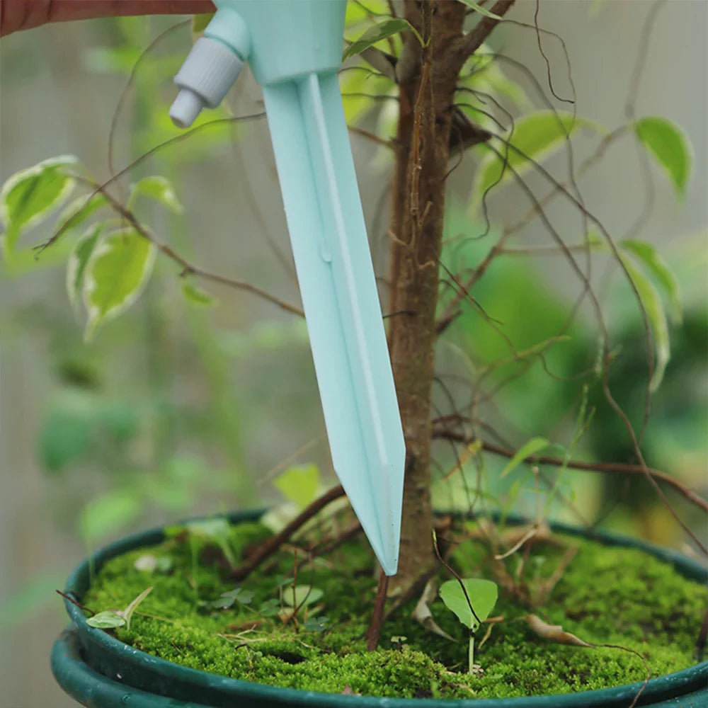 Skorter | Automatic Plant Watering System with Bottle Connection – Efficient Drip Irrigator for Plant Care