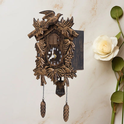 Skorter | Bird Sound - Cluck Clock Wall Clock with Timeless Charm
