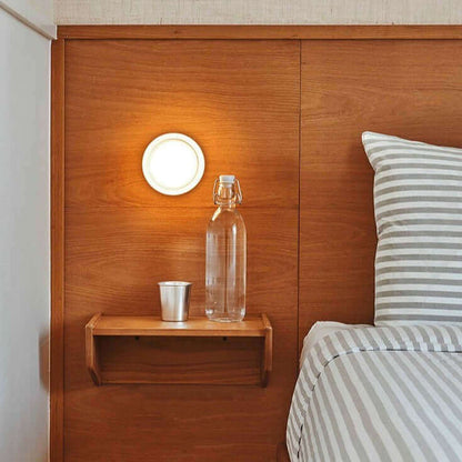 Skorter | Futuristic and unique solid Plexiglass wall lamp