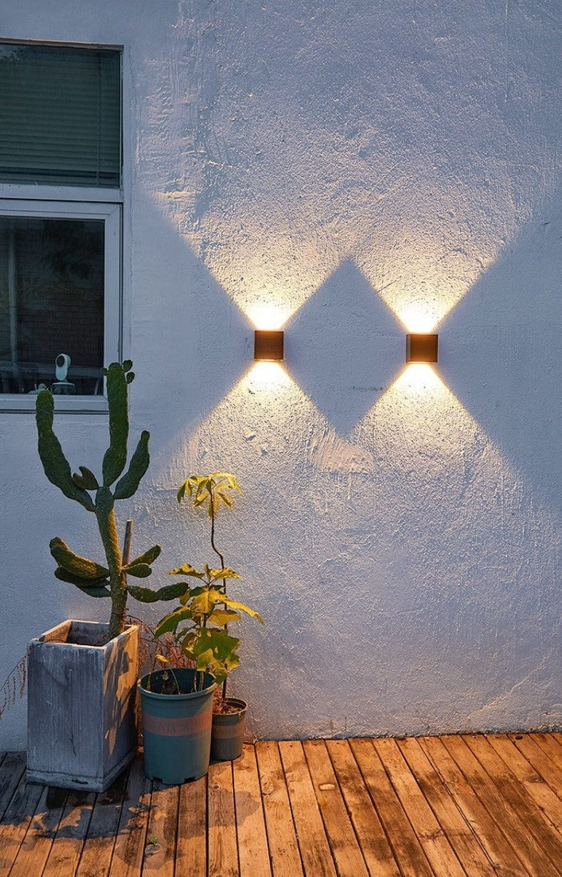 Skorter | SolarFlare - Upward & Downward Solar Wall Lamp