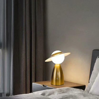 Skorter | Battery Table Lamp Man with Hat