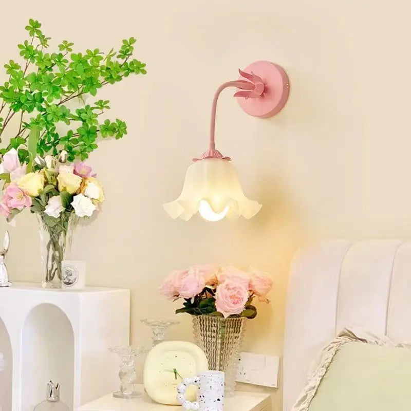 Skorter | FrenchBloom - Wall lamp Bedroom With Floral Design