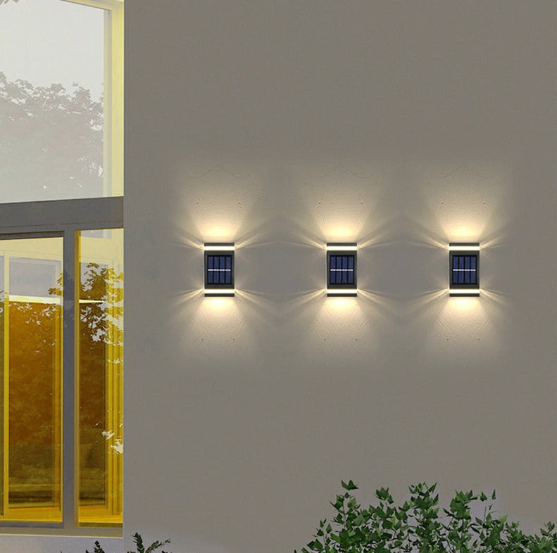 Skorter | BloomRay – Solar Wall Lamp for Beautiful Garden Illumination