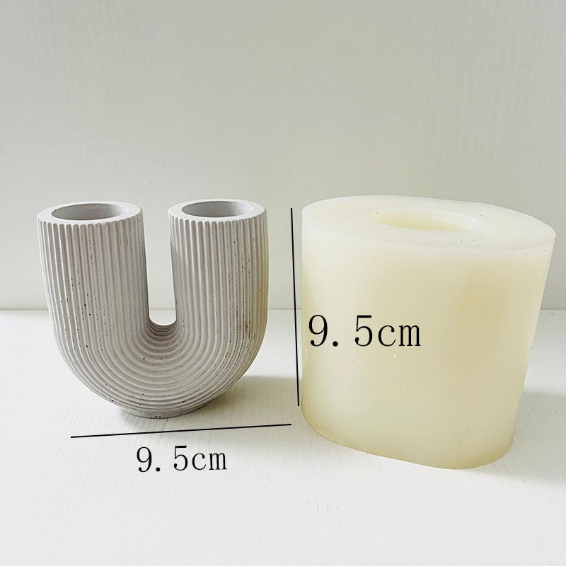 Skorter | Aina - U-shaped Vase