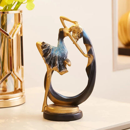 Skorter | Creative Dancing Girls Sculpture