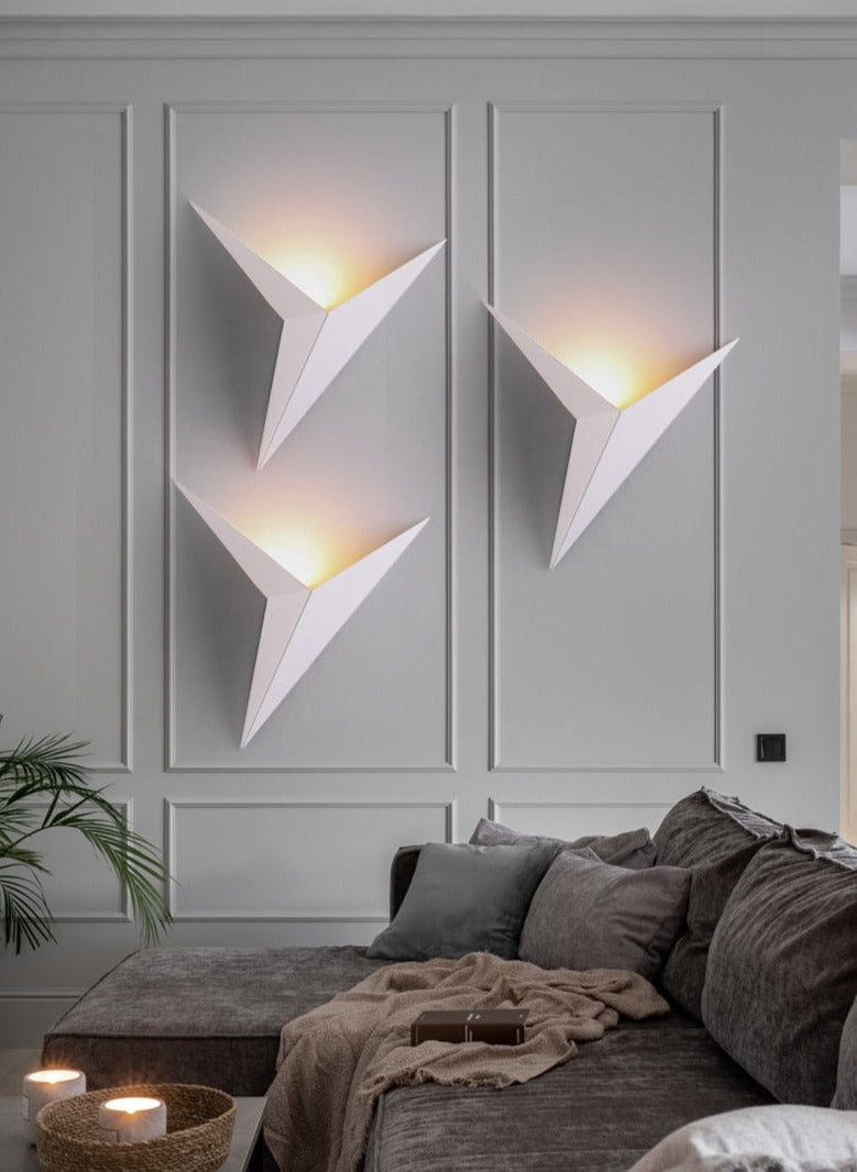 Skorter | TriGlow – Triangular Wall Lamp for Sleek, Modern Lighting