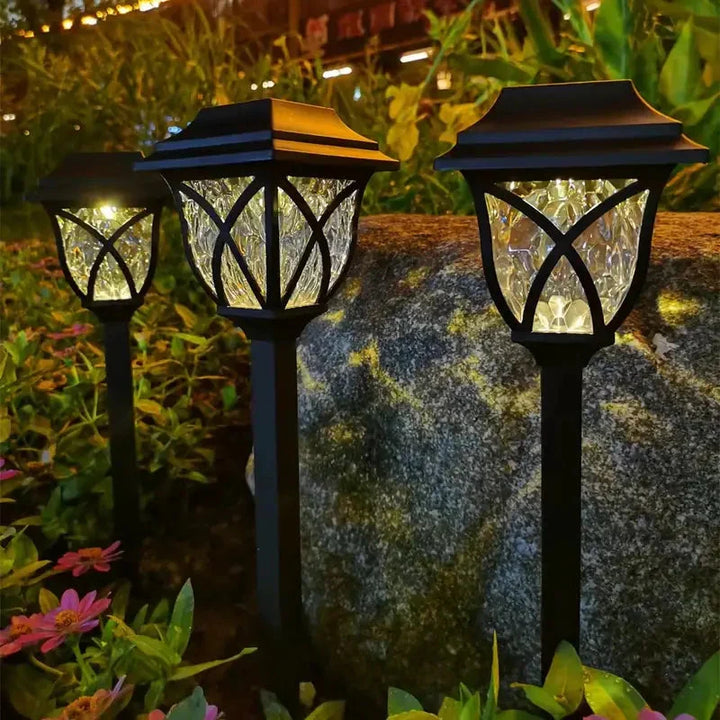 Skorter | Solar Garden Lighting with Natural Charm – Elegant Lamps for Outdoor Use