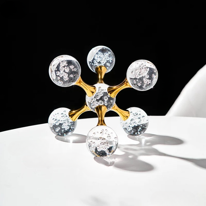 Skorter | Helix Crystal Molecule Decor