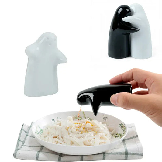 Skorter | Cute Embracing Ghosts Black and White Ceramic Salt and Pepper Mill