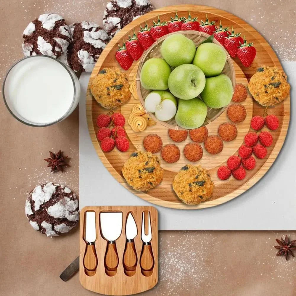 Skorter | CheeseMate – Round Bamboo Cheese Board