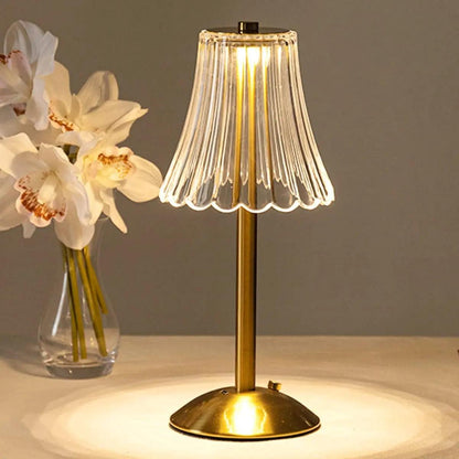 Skorter | CrystalLuxe - Vintage Table Lamp with Elegant Shine