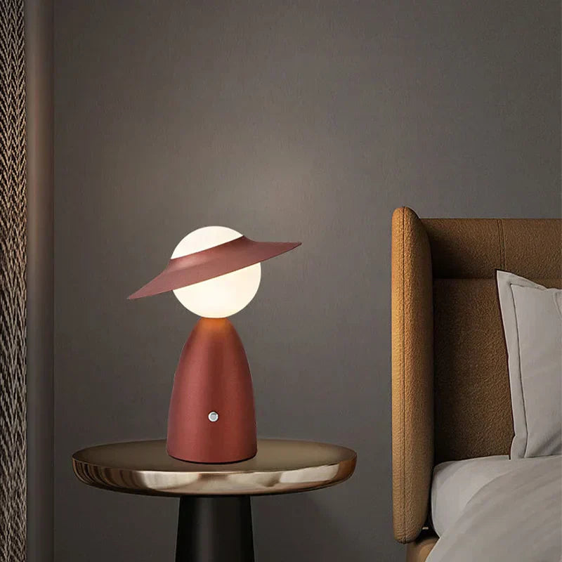 Skorter | Battery Table Lamp Man with Hat