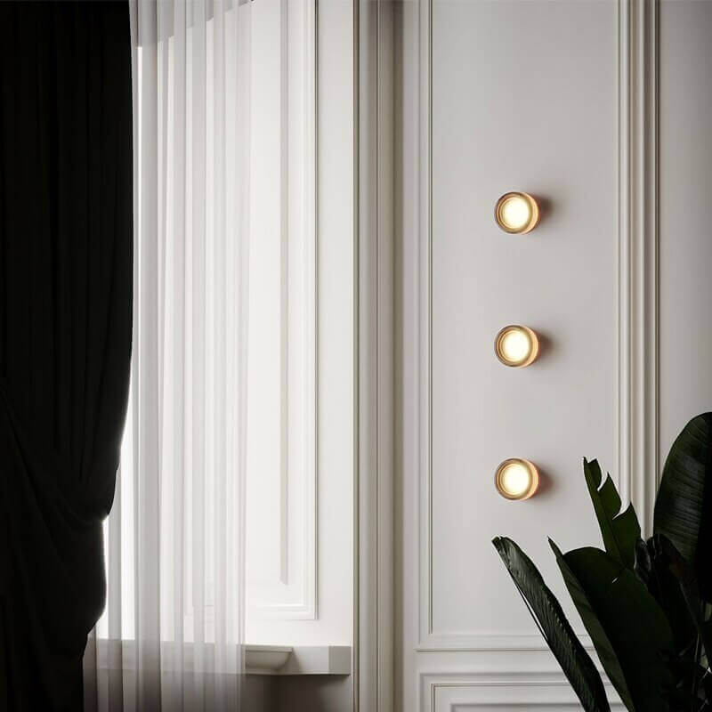 Skorter | Futuristic and unique solid Plexiglass wall lamp