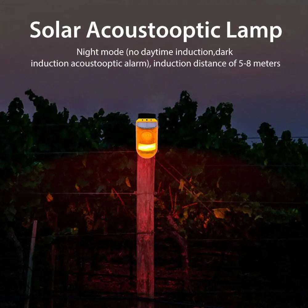 Skorter | Solar-powered animal repeller with alarm – Effective protection against animals