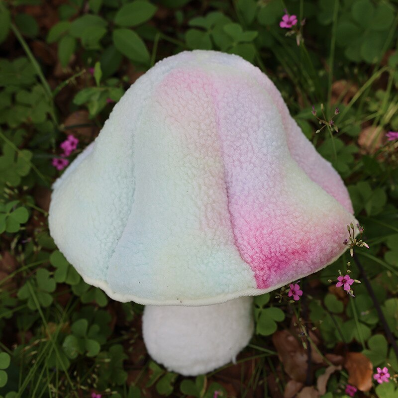 Skorter | Fluffy Mushroom Cushion