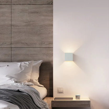 Skorter | SensorLux - Wall lamp with motion sensor