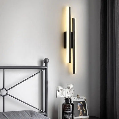 Skorter | Modern LED Wall Lamp: Black/Gold Acrylic Room Decoration Light