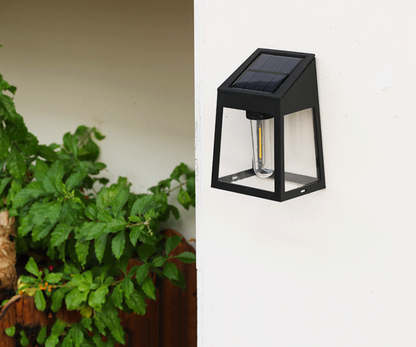 Skorter | GuardLume – Durable LED Solar Outdoor Light