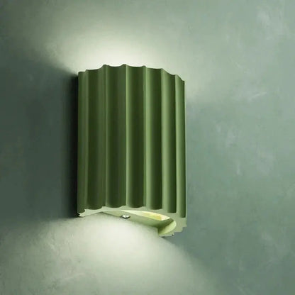 Skorter | Modern Wall Applications Made of Elegant Resin
