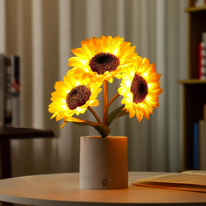 Skorter | LED Sunflower Table Lamp - Decorative Lighting Fixture for Home Decor & Nightstand Use
