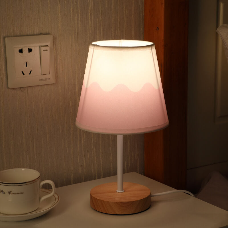 Skorter | Nordic Vintage Fabric Cone Solid Wood LED Table Lamp