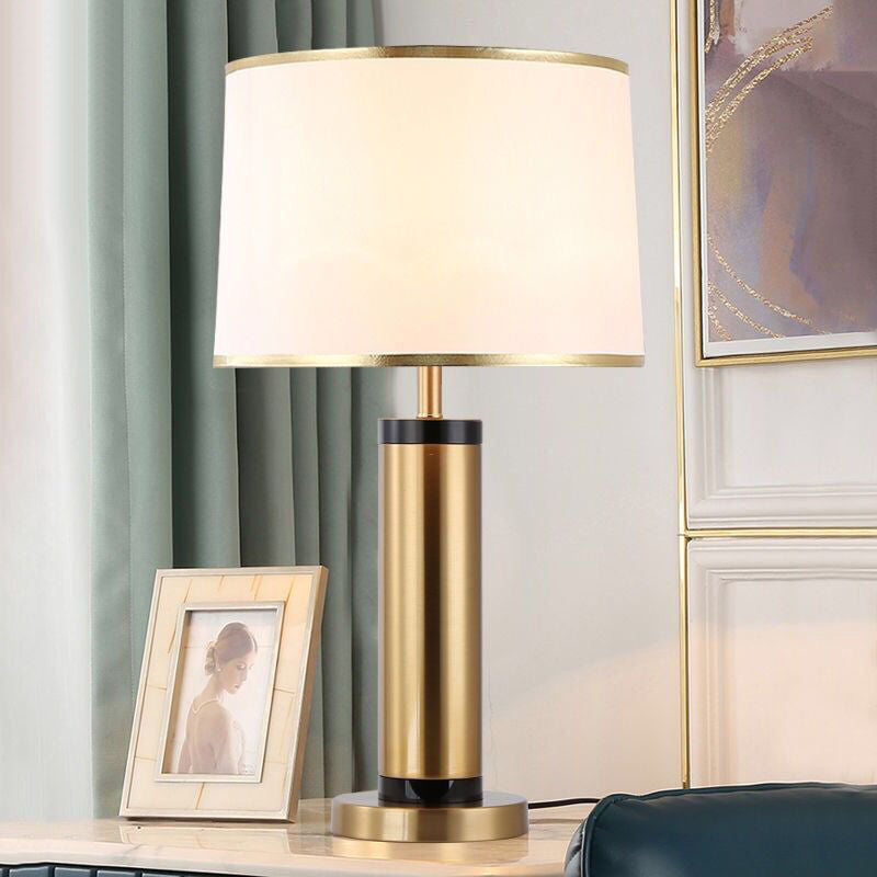 Skorter | Modern Transitional Cylinder Iron Fabric 1-Light Table Lamp for the Living Room