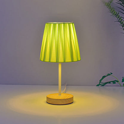 Skorter | Nordic Vintage Fabric Cone Solid Wood LED Table Lamp