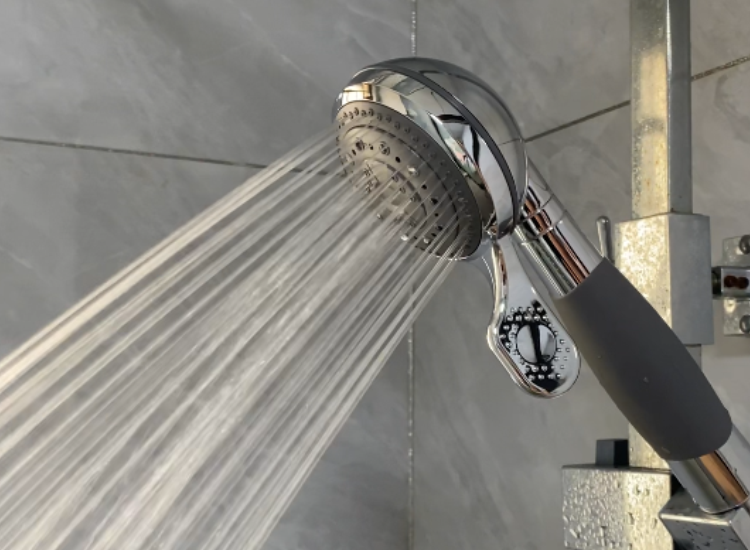 Skorter | EASYWASH – Safe showerhead with gentle modes for seniors & sensitive skin