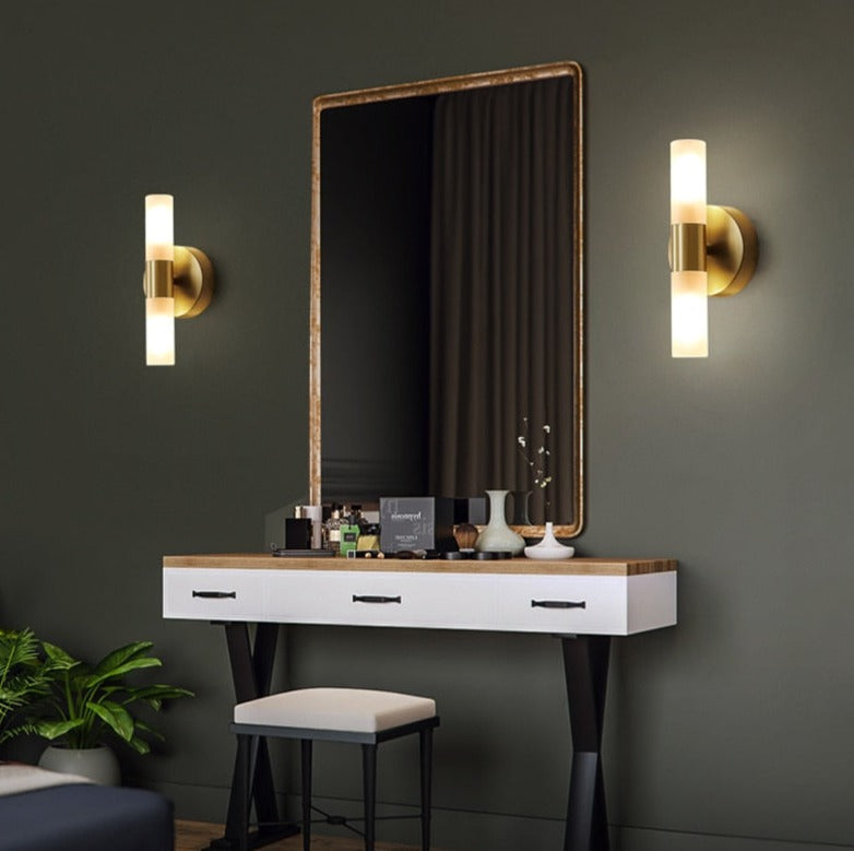 Skorter | EliteLume – Minimalist Gold Wall Lamp with Energy-Efficient LED