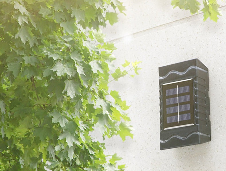 Skorter | SolarMajesty - Elegant Outdoor Solar Lamp