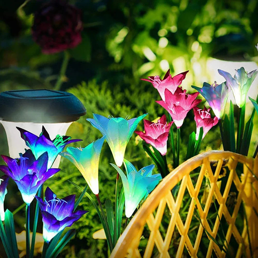 Skorter | Solar LED flower lights in lily shape – Color-changing garden lights with stake for outdoor areas