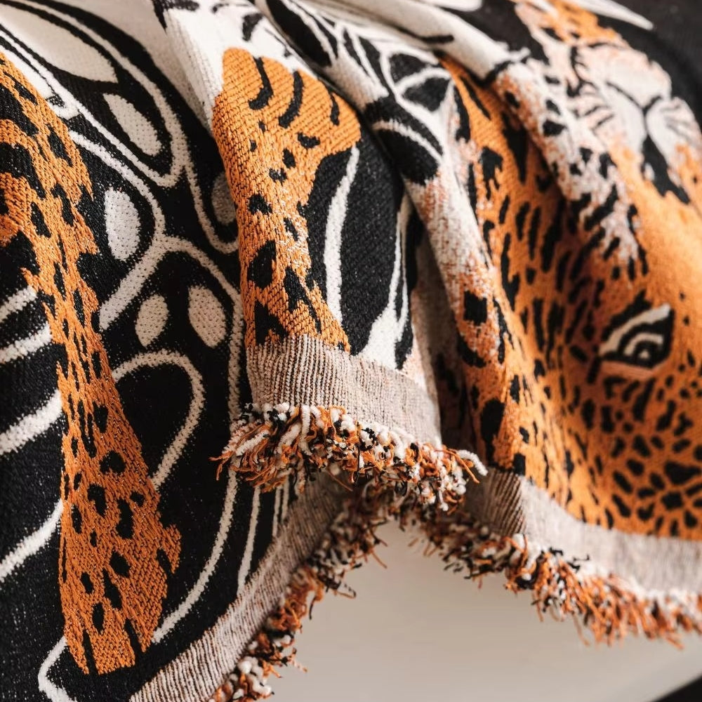 Skorter | Savara Leopard Sofa Throw Blanket