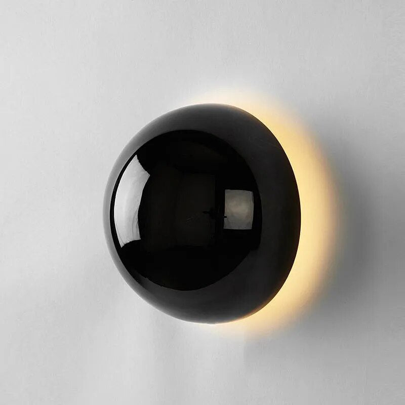 Skorter | AuroraLume – Nordic Wall Lamp in Aluminium and Acrylic