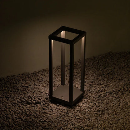 Skorter | Wireless table lamp with rechargeable battery