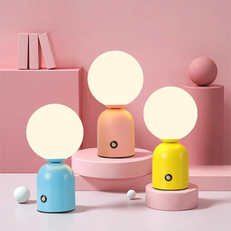 Skorter | Dimmable Table Lamp