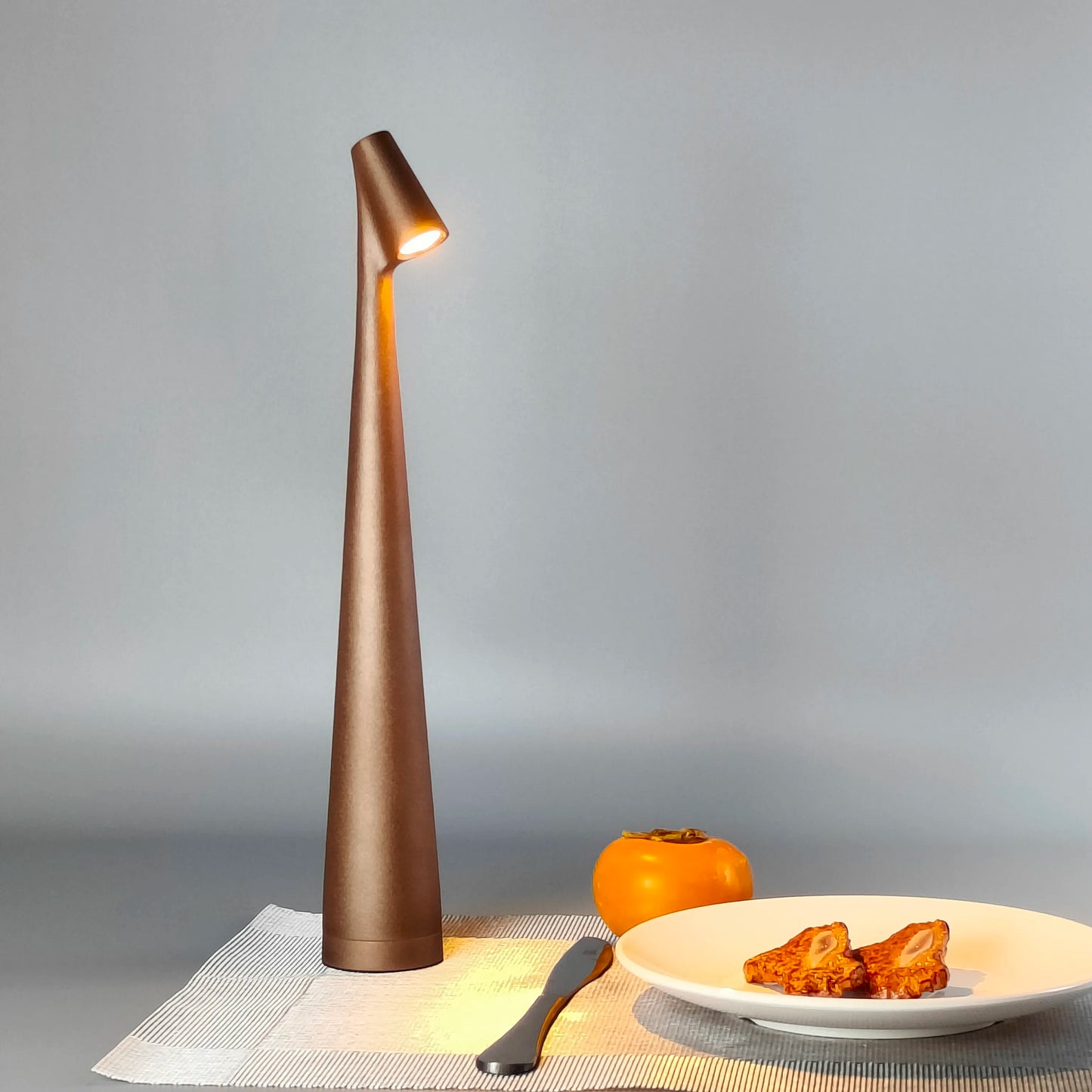 Skorter | Stem Illuminator Led Touch Table Lamp