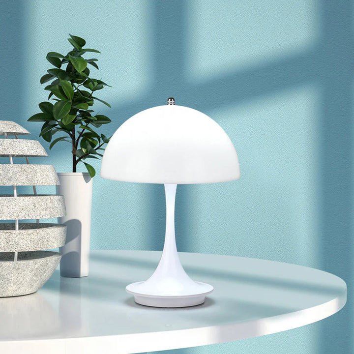Skorter | Dome Table Lamp