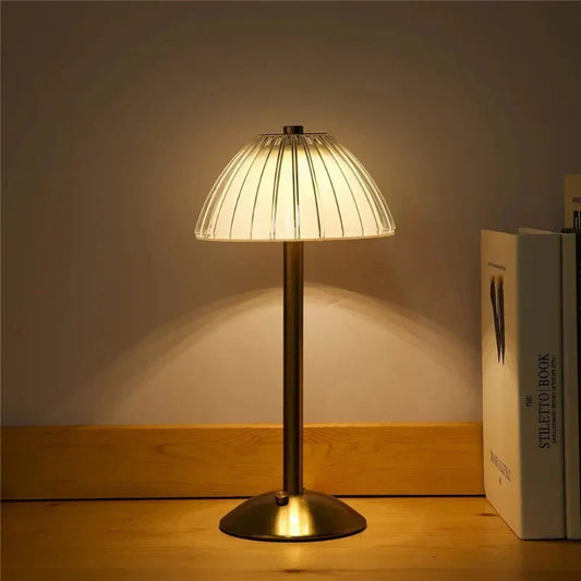 Skorter | Wireless LED table lamp with three color modes and dimming function